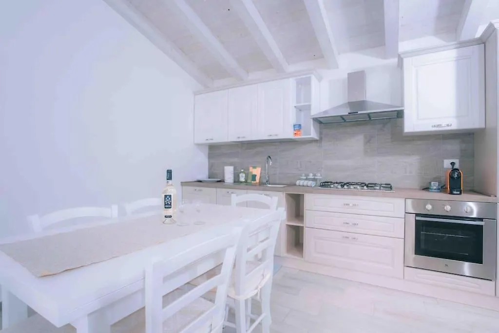 Seaside Villa 2Br-1Ba. 7 Min Walk To The Beach La Caletta